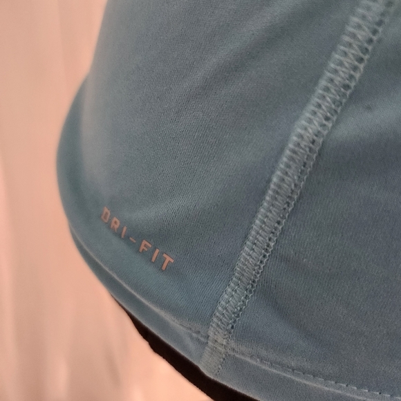 Nike Dri Fit Tank Small - Picture 3 of 4